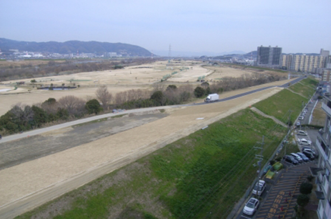 樟葉地区堤防強化工事